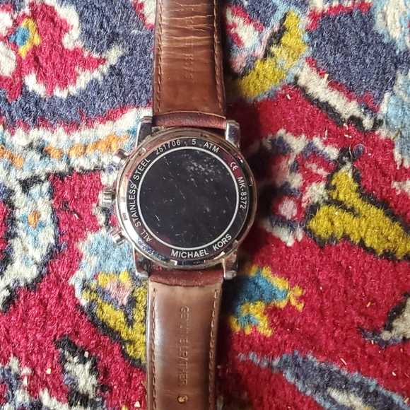 Michael Kors Watch - Picture 2 of 2